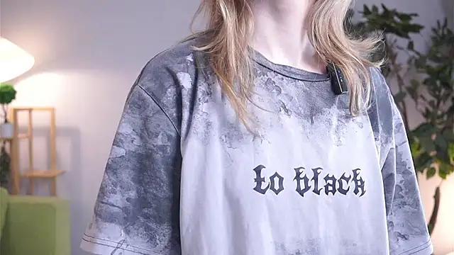 JosefaDonelan online show from April 2026 07:21:01 AM