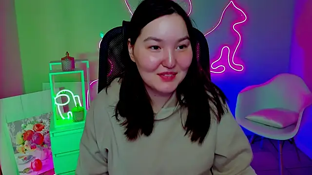 CamilaMartiez online show from April 2026 02:07:02 PM