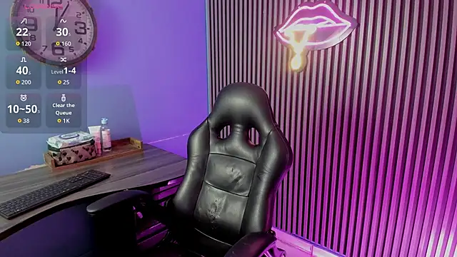 Luna roose1 online show from March 2026 01:01:01 PM