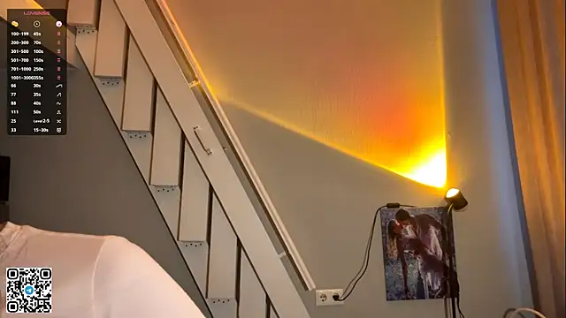 DorothyJones online show from April 2026 03:06:01 PM