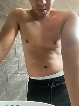 Papi-Hot- online show from March 2026 08:30:01 PM