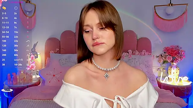 MariLew online show from April 2026 05:32:01 AM