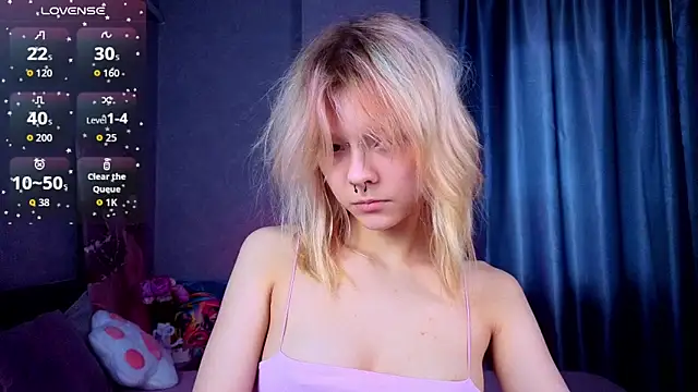 PerryKitty online show from May 2026 03:33:01 PM