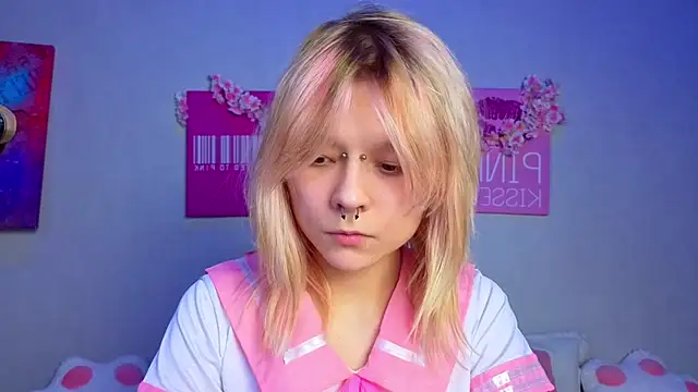 PerryKitty online show from May 2026 02:47:01 PM