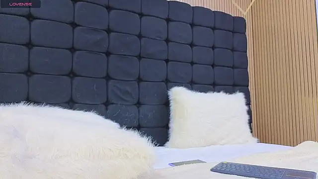 messy-saray online show from April 2026 07:55:01 AM