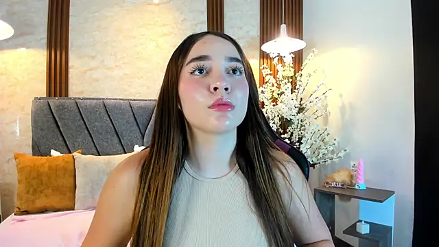 Anissa m  online show from March 2026 06:42:01 PM