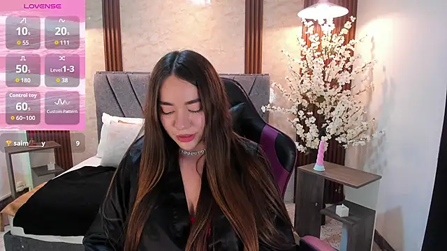 Anissa m  online show from April 2026 09:39:33 PM