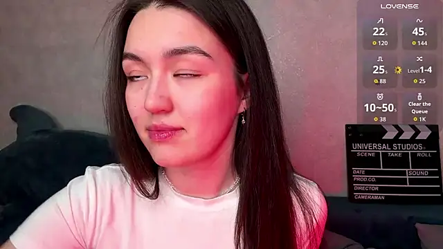 Snapshot of lilysolar chatting on May 2026 05:38:01 PM lilysolar online show from May 2026 05:38:01 PM