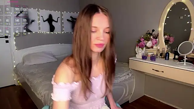 OdetteTrentinella online show from March 2026 06:26:01 AM