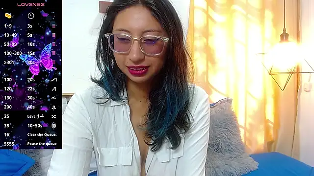 Violet 2003 online show from July 2026 02:40:02 PM