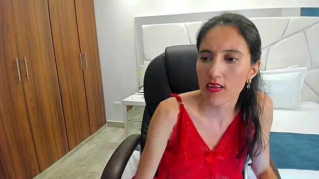 Snapshot of Shary_leon chatting on July 2026 07:09:01 PM Shary leon online show from July 2026 07:09:01 PM