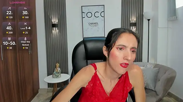 Snapshot of Shary_leon chatting on June 2026 07:19:01 PM Shary leon online show from June 2026 07:19:01 PM
