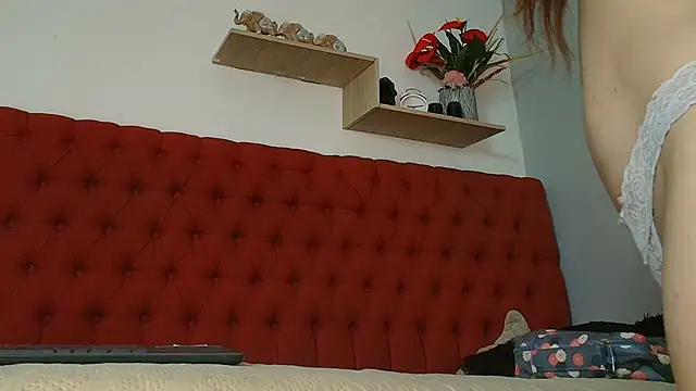 alix rada online show from April 2026 07:04:01 PM