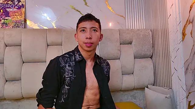 Snapshot of MOgekobig19 chatting on April 2026 03:44:02 AM MOgekobig19 online show from April 2026 03:44:02 AM