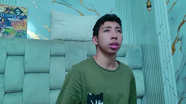 Snapshot of MOgekobig19 chatting on April 2026 11:55:02 AM MOgekobig19 online show from April 2026 11:55:02 AM