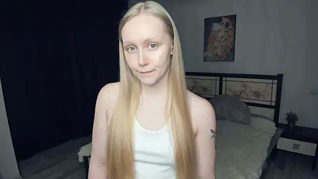 VestaBowmer online show from April 2026 07:31:02 PM