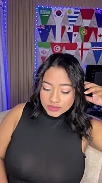 Snapshot of Saraa_M chatting on June 2026 12:15:02 AM Saraa M online show from June 2026 12:15:02 AM