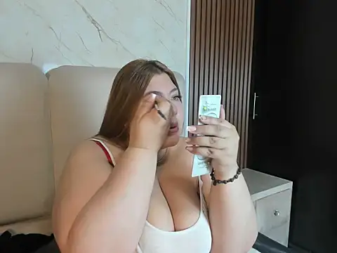 Snapshot of TiffanyMonrowHL chatting on July 2026 01:29:01 PM TiffanyMonrowHL online show from July 2026 01:29:01 PM