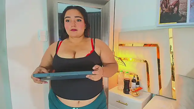 Samantha chubby online show from April 2026 03:47:01 AM