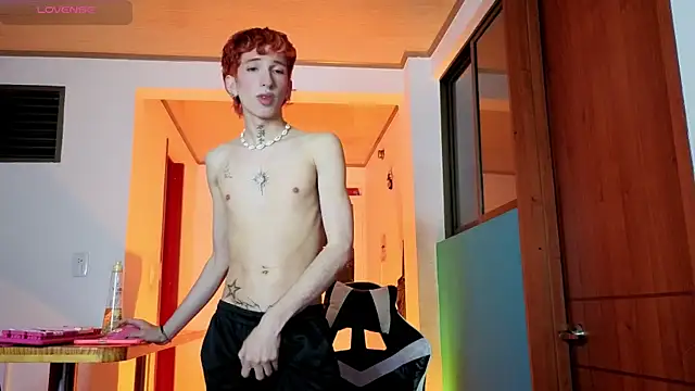 Nathan twink online show from April 2026 08:05:01 AM