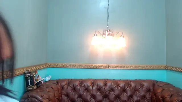 Julia Bliss online show from April 2026 11:28:01 AM