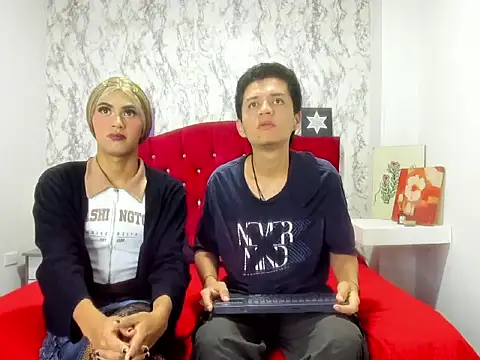 Snapshot of Alejandra_and_James_ chatting on April 2026 11:36:01 AM Alejandra and James online show from April 2026 11:36:01 AM