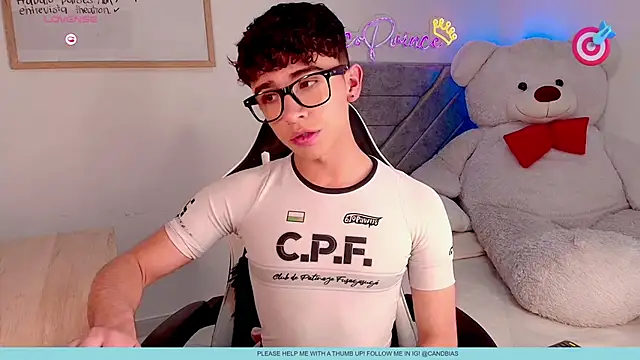 Snapshot of niico_prince chatting on April 2026 09:32:01 PM niico prince online show from April 2026 09:32:01 PM