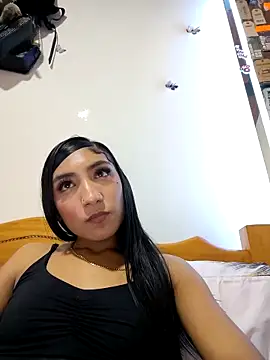 Snapshot of yvonne_1998 chatting on April 2026 02:16:01 AM yvonne 1998 online show from April 2026 02:16:01 AM