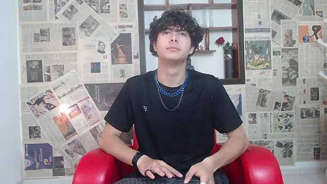 sebastian rougue online show from March 2026 09:49:02 PM