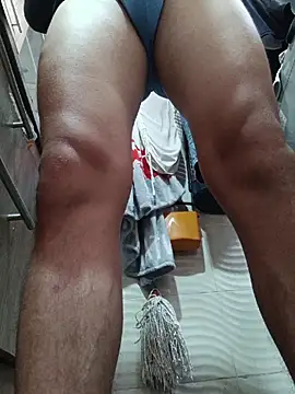 Bruce Wayne188 online show from April 2026 12:44:01 PM