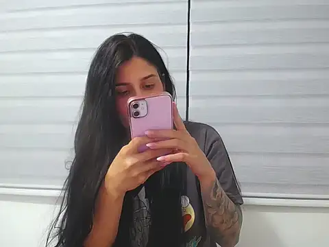 SofiaBanks  online show from April 2026 01:57:01 AM