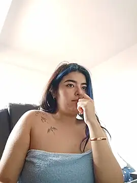 Leeyla blade online show from April 2026 02:56:01 PM