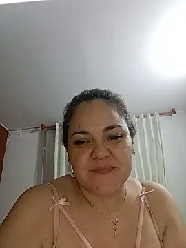 Natashablade   online show from May 2026 01:56:02 AM