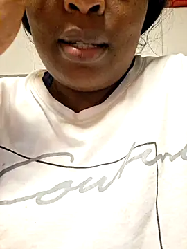 Sheryl007 online show from April 2026 09:23:01 PM