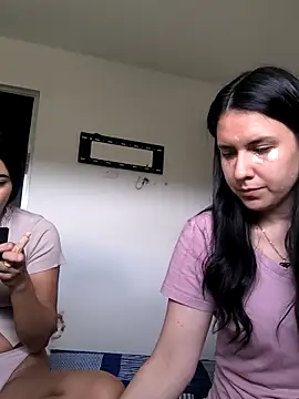 Annarhode online show from April 2026 07:31:01 PM