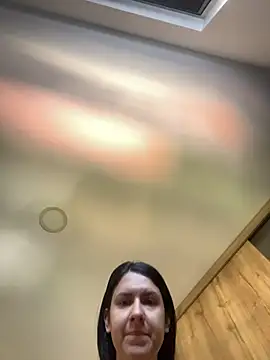 Annarhode online show from May 2026 05:00:02 PM