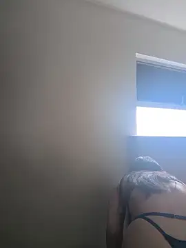 Annarhode online show from May 2026 05:18:02 PM