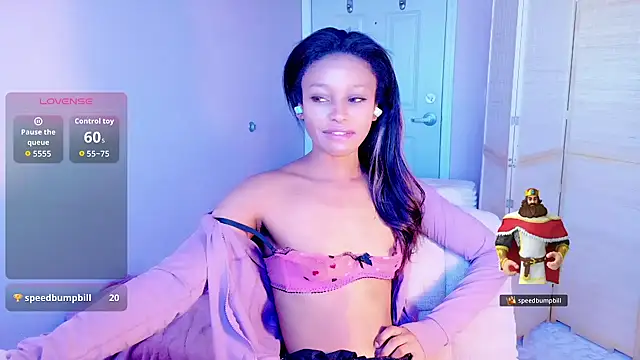 Snapshot of Amber_Fae chatting on April 2026 12:55:02 AM Amber Fae online show from April 2026 12:55:02 AM