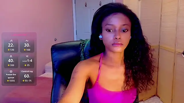 Snapshot of Amber_Fae chatting on May 2026 02:42:02 AM Amber Fae online show from May 2026 02:42:02 AM