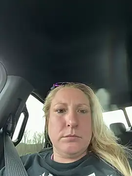 Snapshot of sweetkacibaby chatting on April 2026 06:46:01 PM sweetkacibaby online show from April 2026 06:46:01 PM