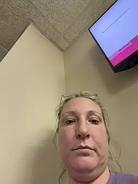 sweetkacibaby online show from May 2026 05:43:01 PM