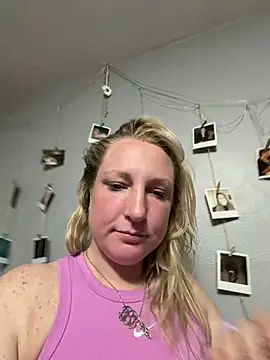 Snapshot of sweetkacibaby chatting on April 2026 12:04:01 AM sweetkacibaby online show from April 2026 12:04:01 AM