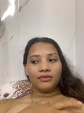 Snapshot of pricila887 chatting on June 2026 05:25:01 AM pricila887 online show from June 2026 05:25:01 AM
