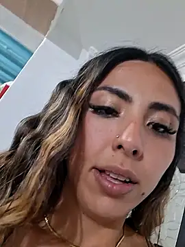 chanelhot65 online show from April 2026 02:40:02 AM