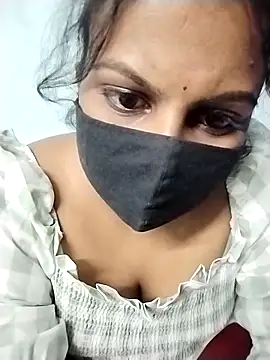 honeyflowerr online show from April 2026 05:14:02 PM