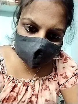 honeyflowerr online show from April 2026 06:09:01 PM