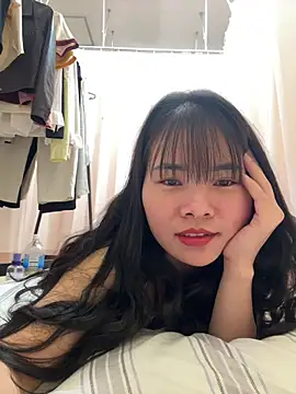 Naked-xx online show from May 2026 01:00:01 PM