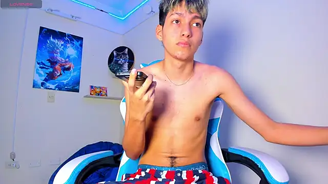 harry jonshon96 online show from April 2026 02:41:01 PM