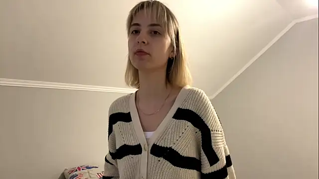 enchantedass online show from April 2026 05:25:01 PM