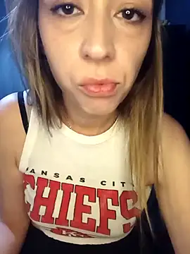 nickyone90 online show from April 2026 09:39:33 PM